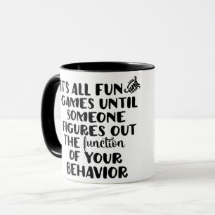 C'est toute la tasse d'amusement et de jeux