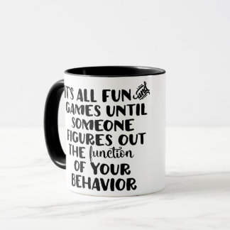 C'est toute la tasse d'amusement et de jeux