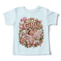 C'est un bébé fille rose floral nouveau-né