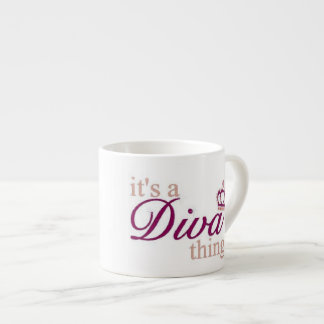 C'est une tasse de café de chose de diva