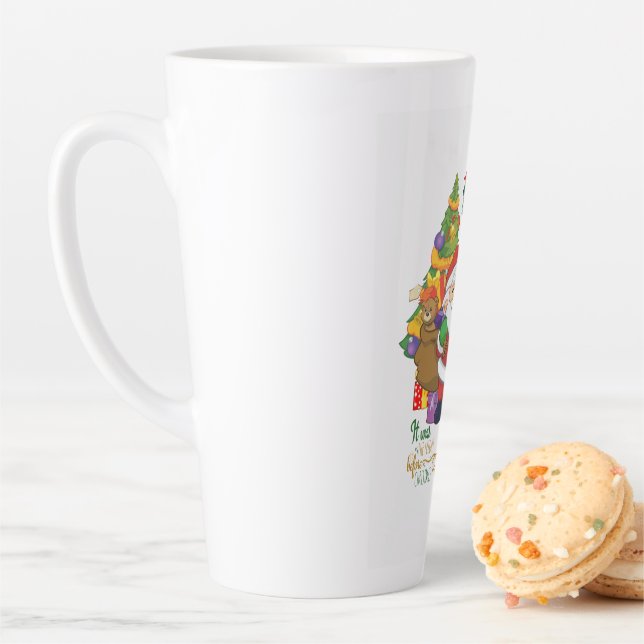 C'était la nuit avant la saison de Noël Latte Mug (En situation)