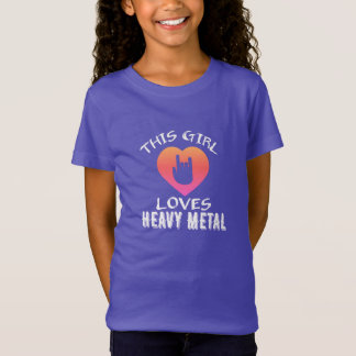 Cette fille aime les T-shirts en métal lourd pour 
