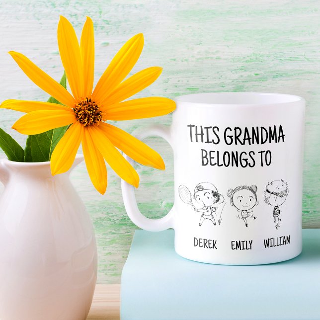 Cette Grand-Mère Appartient À 3 | Mug cadeau amusa (Créateur téléchargé)