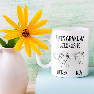Cette Grand-Mère Appartient À   Mug cadeau amusant