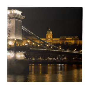 Chain Bridge with Buda Castle Hungary Budapest Fliese