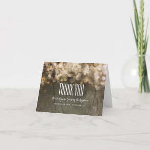 Chaîne de Parties scintillant d'or illumine Merci 