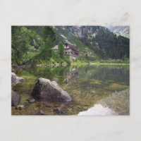 Chalet neben Tarn