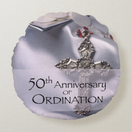 Chalice zum 50. Individuelle Name Rundes Kissen