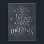 Chalkboard '12 Days of Christmas' Black Chalk Feiertagspostkarte<br><div class="desc">Modische und lustige Chalkboard sehen Postkarte aus. Es wird Leute dazu bringen, in Song auszubrechen... "Fünf Gold Rings... " Platzieren Sie es in einen kleinen Holzrahmen und es hätte gerne ein richtiges Schieferbrett - perfekt für die Dekoration. Es bietet sogar einen echten Chalkboard-Hintergrund. Es gibt auch eine farbenfrohe und aufwändigere...</div>