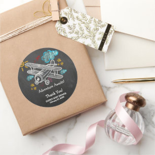 Chalkboard Adventure erwartet Airplane Baby Shower Runder Aufkleber