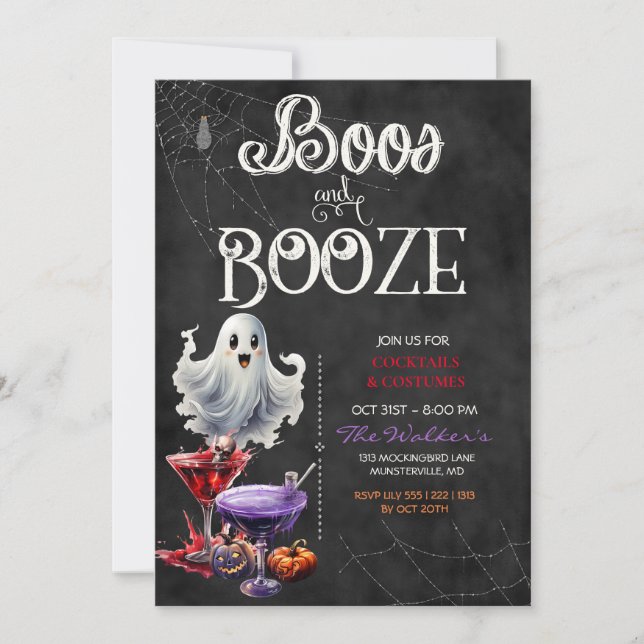 Chalkboard Boos & Booze Halloween Cocktail Party Einladung (Vorderseite)