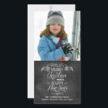 Chalkboard Christmas Wish Feiertagskarte<br><div class="desc">Auf dieser einzigartigen Weihnachts- und Neujahrskarte im Chalkboard-Stil werden Feiertagsgrüße ausgestellt. Typografie, die wie Kreide auf einer Tafel aussehen soll, wird unter einem Banner angeordnet, um Ihr Bestes zu senden. Passen Sie mit Ihren eigenen Namen oder Nachrichten an. Fügen Sie oben Ihr Foto hinzu. Verfügbar mit passenden Produkten. Los! com...</div>