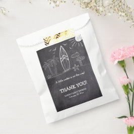 Chalkboard ein kleines Surfer Baby Dusche Geschenktütchen