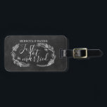 Chalkboard Hand gezeichnet Blumengartenhochzeit Gepäckanhänger<br><div class="desc">Mit rustikalen Blumengarten,  handgezeichnet Illustrationen und stilvollen Schriften auf Chalkboard-Hintergrund. Personalisieren Sie Ihre Namen- und Adressinformationen. Entwickelt von Thisisnotme©</div>