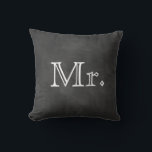 Chalkboard Herr Pillow Kissen<br><div class="desc">Niedliches Kissen für die Neuvermählten auf einem illustrierten Chalkboard-Hintergrund. Frau Pillow steht ebenfalls zur Verfügung.</div>