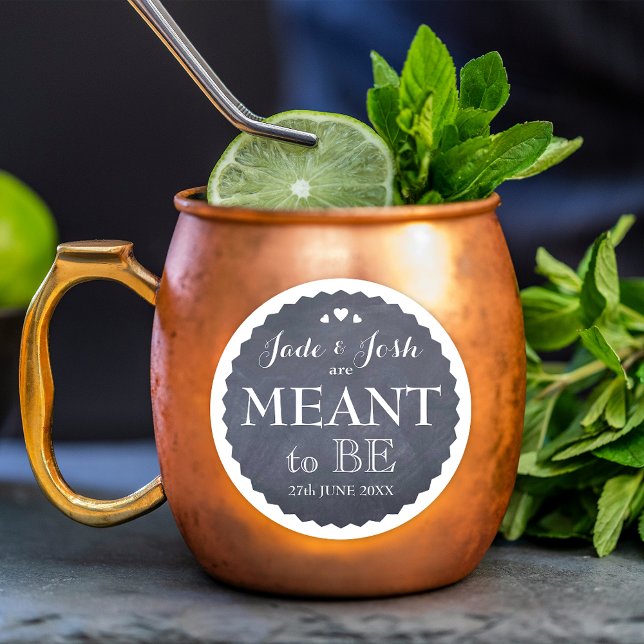 Chalkboard-Herzen Hochzeit bedeutet, zu sein Runder Aufkleber (Von Creator hochgeladen)