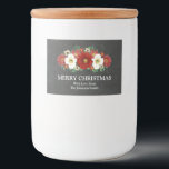 Chalkboard Red Floral Christmas Custom Label Lebensmitteletikett<br><div class="desc">Maßgeschneiderter Textaufenthalt Frohes Weihnachtslabel oder Gefallen-Label mit rustikalem Chalkboard-Muster und rot-weiß Vintagen Blume.</div>