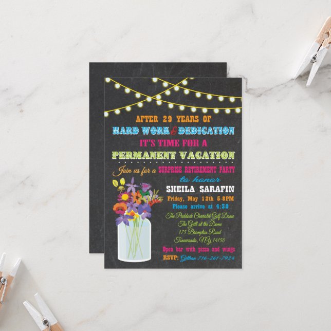 Chalkboard Retirement Party mit Mauerkasten Blume Einladung (Vorderseite/Rückseite Beispiel)