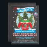 Chalkboard Ugly Christmas Sweater Einladungen<br><div class="desc">Ganz phantastische Weihnachts-Sweater Einladungen. Ein großer hässlicher Pullover mit einem Weihnachtslabel-Stil,  Weihnachtsbaumhintergrund,  Banner,  glänzender Schnee,  Schneeflocken und lustige Typografie vor einem rustikalen Chalkboard-Hintergrund.Handgezeichnete Abbildung von McBooboo.</div>