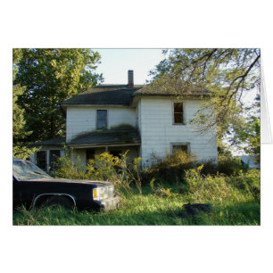 Chambre et voiture abandonnées en Iowa rural