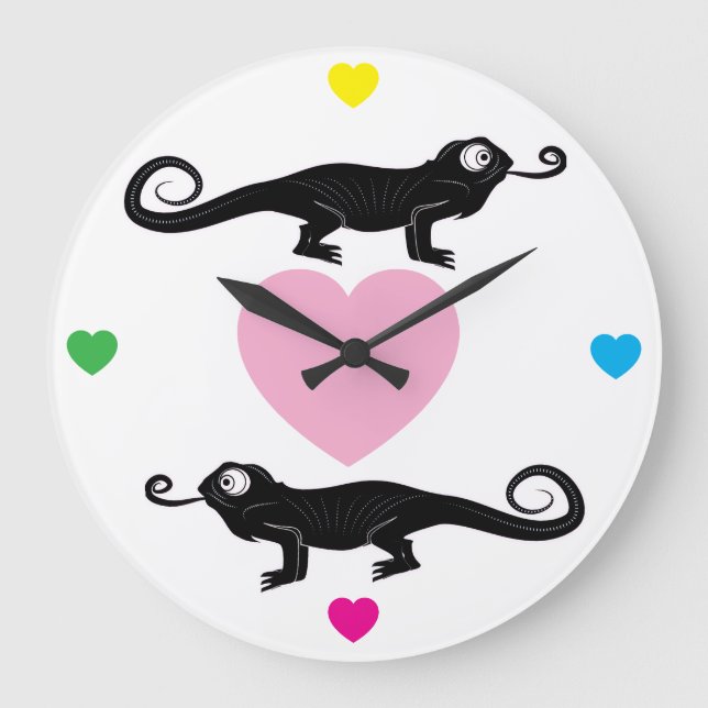 Chameleons and Rainbow Hearts Round Clock Große Wanduhr (Vorderseite)