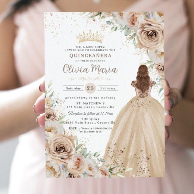 Champagne Beige Cream Floral Princess Quinceañera Einladung (Von Creator hochgeladen)