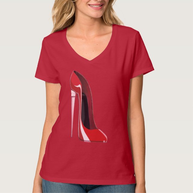 Champagne-Fersen-rote Stilett-Schuh-Kunst-Kleidung T-Shirt (Vorderseite)