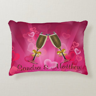 Champagne Toast Pink Hearts Zierkissen