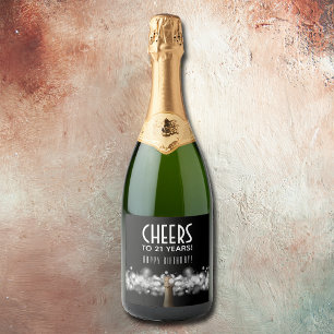 Champagner auf schwarz
