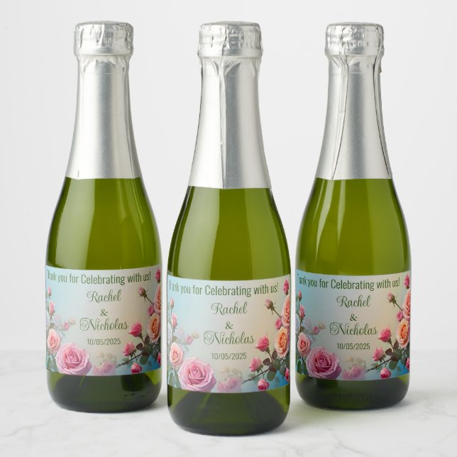 Champagner-Miniflaschen sind personalisiert (Flaschen)