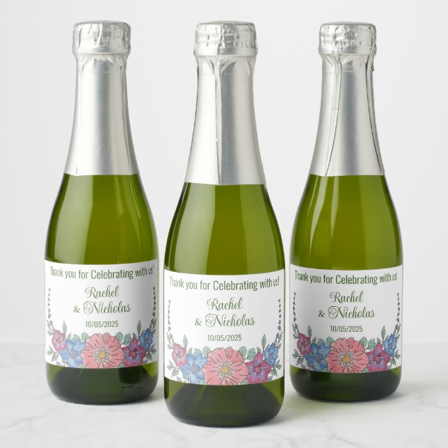 Champagner-Miniflaschen sind personalisiert (Flaschen)