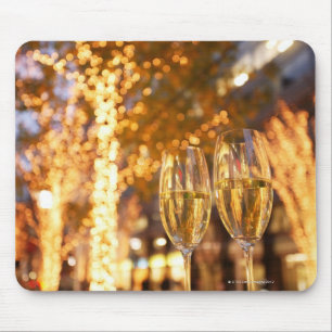 Champagnerbrille auf Weihnachten in der Stadt Mousepad