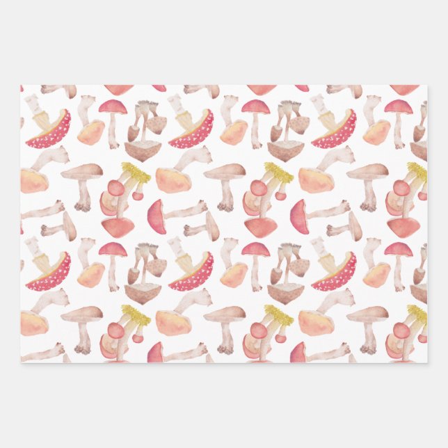 Champignons sauvages enveloppant des feuilles de p (Devant)