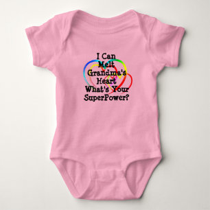 Chang ANY Text - Melt Oma's Heart - Supermacht Baby Strampler