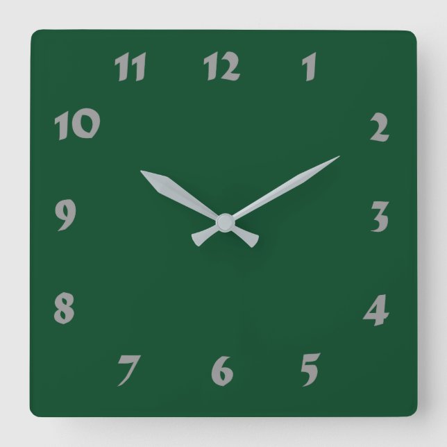 Changeable Numbered Evergreen Green Clock Quadratische Wanduhr (Vorderseite)