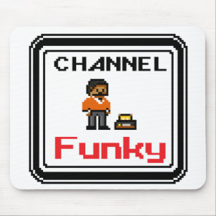 Channel Funky Pixel Art Mauspad