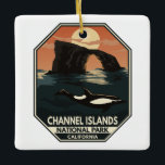 Channel Islands National Park Dolphin Retro Emblem Keramikornament<br><div class="desc">Kanalinseln Vektorgrafik Design. Der Park umfasst 5 ökologisch reiche Inseln vor der Küste Südkaliforniens.</div>