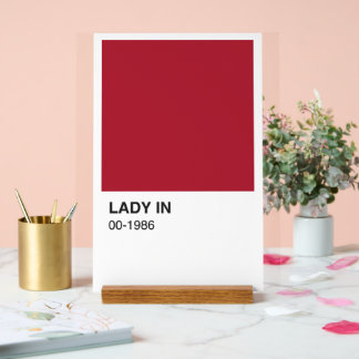 Chanson couleur rouge dame - Arrière - plan blanc