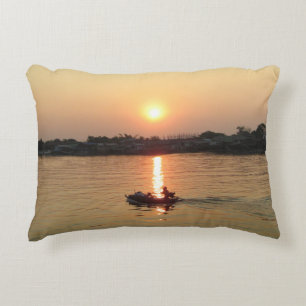 Chao Phraya Fluss Sunset ... Ayutthaya, Thailand Zierkissen