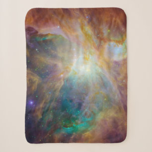 Chaos im Herzen des Orion Spitzer Hubble Composite Sherpadecke