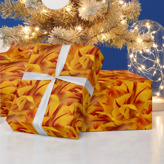 Chaos in Rot und Gelb: Monsella Zwei-Tone-Tulips Geschenkpapier (Feiertage)