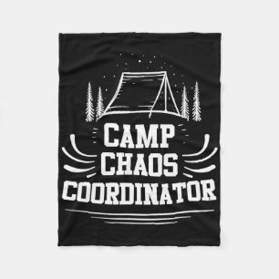 Chaos-Koordinator im Sommer-Abenteuer-Camp Cou Fleecedecke