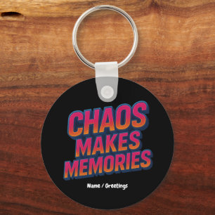 Chaos macht Erinnerungen Retro Synthwave Design lu Schlüsselanhänger