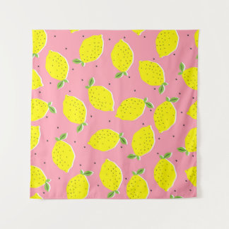 Chaotic Lemons Pink Polka: Zitrusmuster Wandteppich
