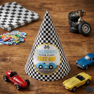 Chapeaux De Fêtes Course Rapide d'une Voiture pour la 1ère Fête d'An