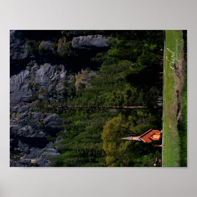 Chapel at Yosemite Poster (Vorne)
