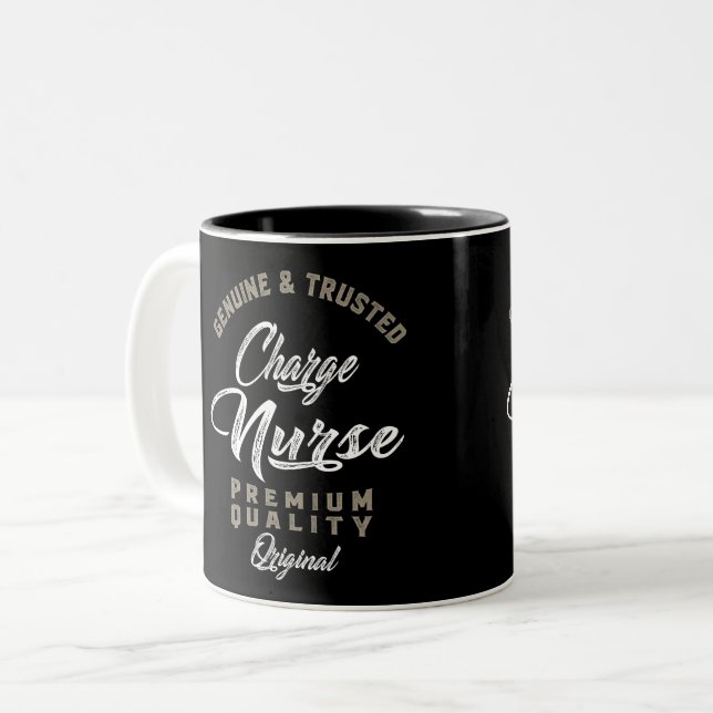Charge Nurse Zweifarbige Tasse (Vorderseite Links)
