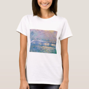 Charing Cross Bridge von Claude Monet T-Shirt