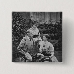 Charles Dickens mit zwei seiner Töchter Button