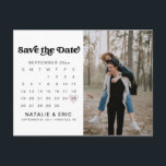 CHARLI Retro Modernes Foto Save the Date Postkarte<br><div class="desc">Dies ist eine Retro-Save the Date Postkarte mit einem . Benutzen Sie den "Personalize this template" Knopf,  um diesen Magneten komplett zu Ihrem eigenen zu machen! Fügen Sie Ihr eigenes Sonderbild hinzu   geben Sie einen beliebigen Text ein,  damit diese Save the Date Postkarte vollständig in Ihren Stil passt.</div>